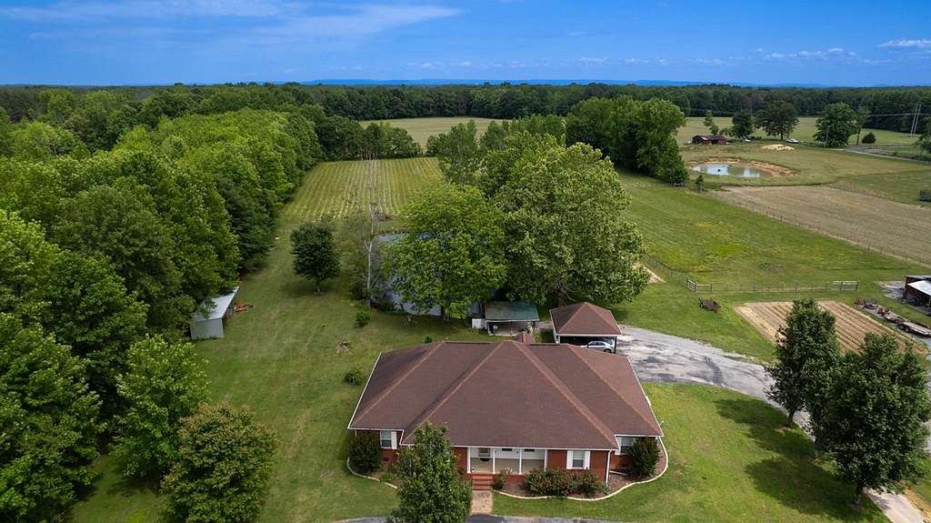 5 Acres of Land with Home for Sale in Taft, Tennessee