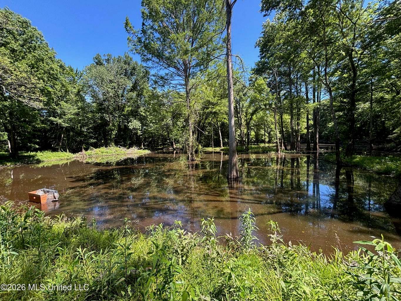 635 Acres of Land with Home for Sale in West, Mississippi