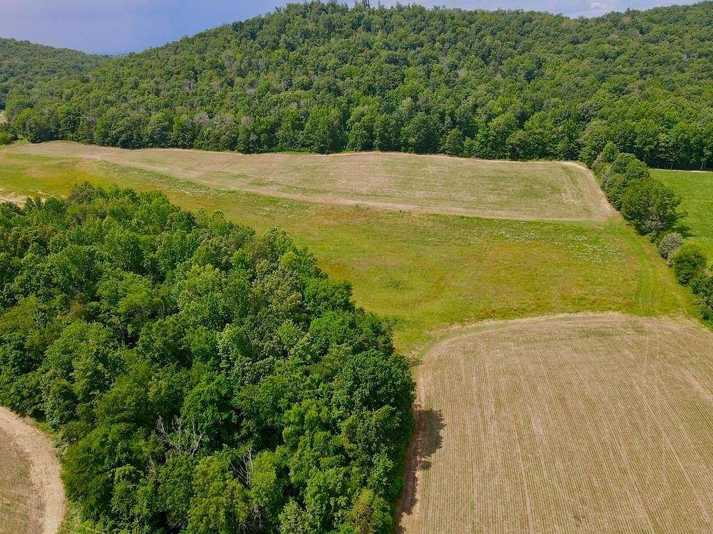 30.3 Acres of Recreational & Residential Land for Sale in Cookeville, Tennessee
