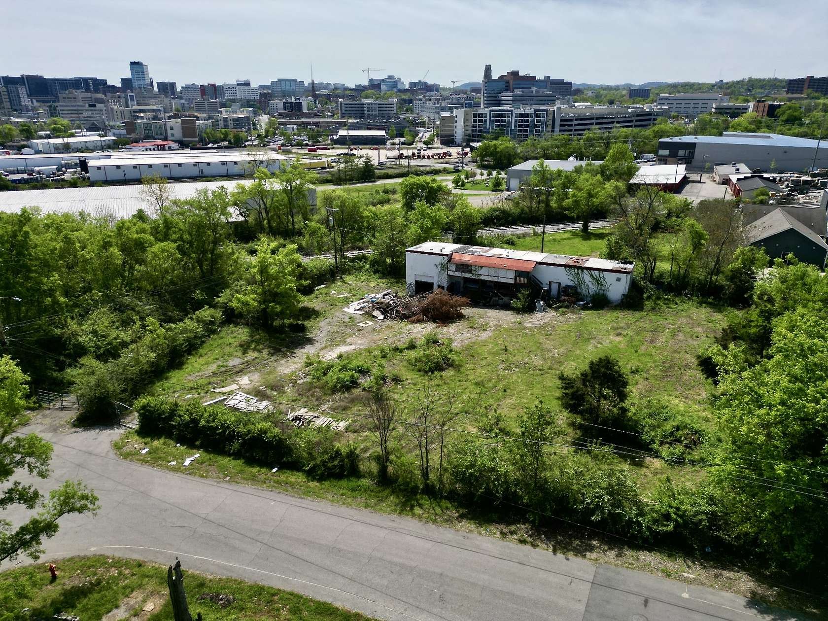 0.87 Acres of Mixed-Use Land for Sale in Nashville, Tennessee