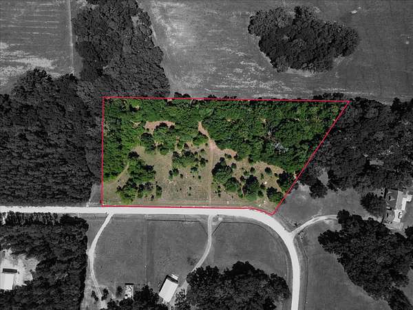 5 Acres of Land for Sale in Trenton, Florida