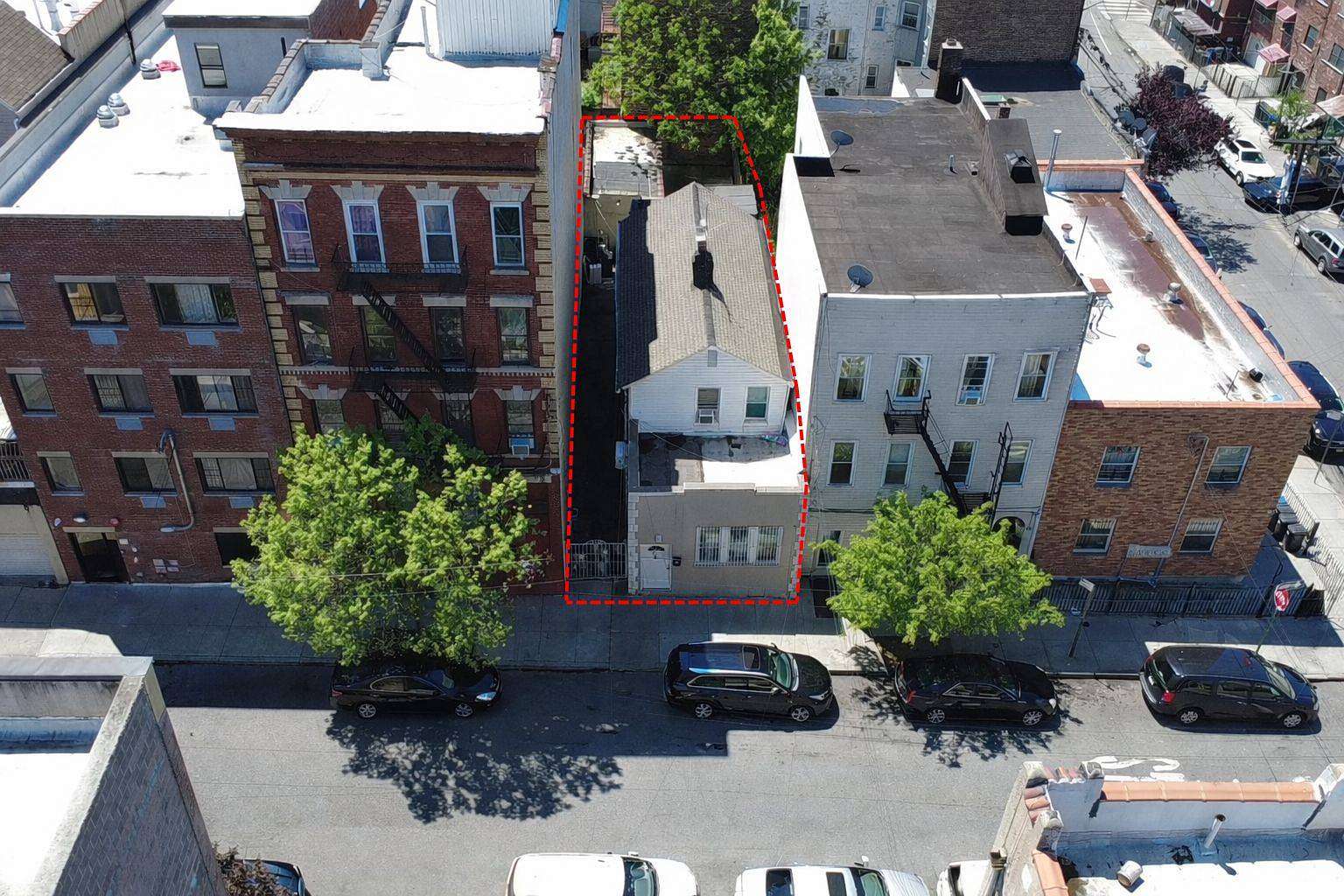 0.06 Acres of Residential Land for Sale in Bronx, New York
