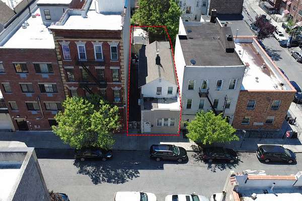 0.06 Acres of Residential Land for Sale in Bronx, New York