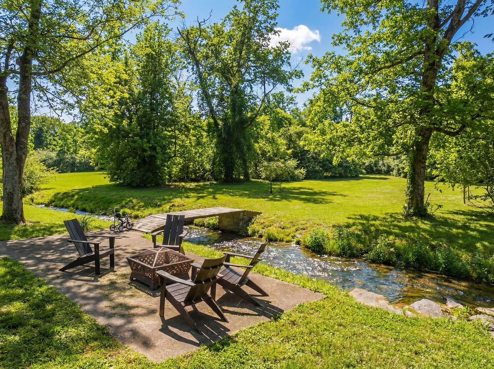 1 Acre of Residential Land for Sale in Nashville, Tennessee