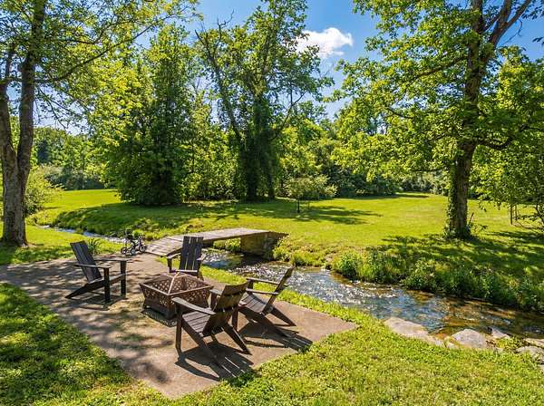 1 Acre of Residential Land for Sale in Nashville, Tennessee