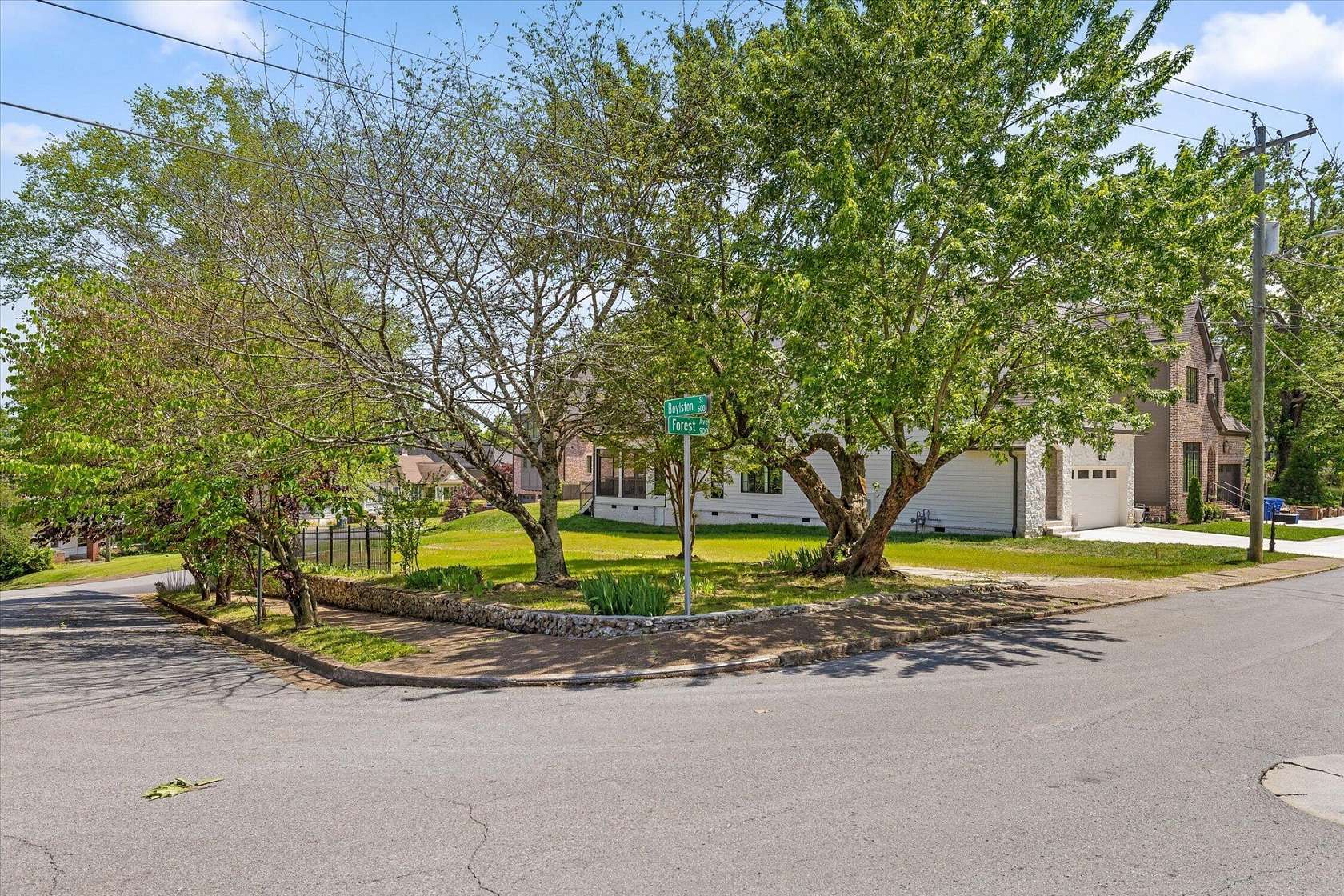0.25 Acres of Residential Land for Sale in Chattanooga, Tennessee