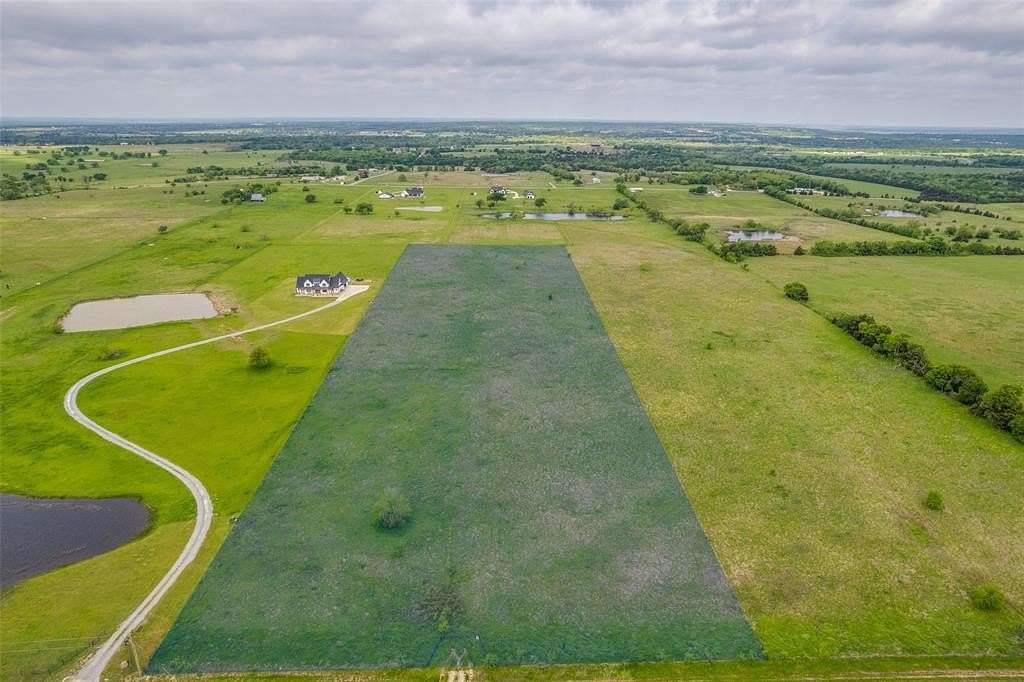 12 Acres of Recreational & Residential Land for Sale in Denison, Texas