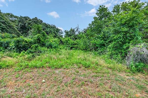 1 Acre of Residential Land for Sale in Southlake, Texas