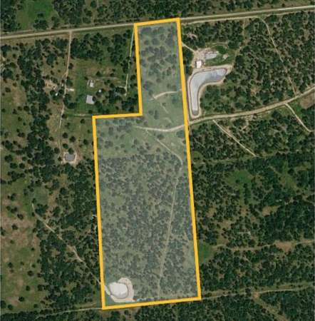 42 Acres of Land for Sale in Edna, Texas