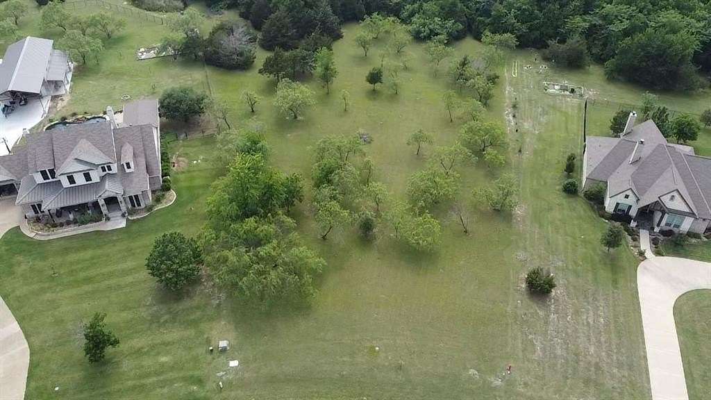 2 Acres of Residential Land for Sale in Royse City, Texas