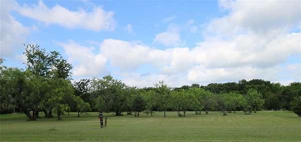 2 Acres of Residential Land for Sale in Royse City, Texas