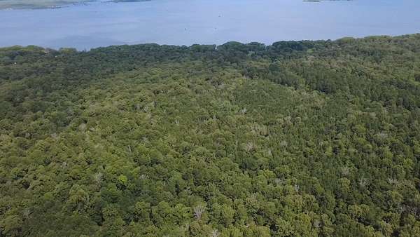 10 Acres of Land for Sale in Mooringsport, Louisiana