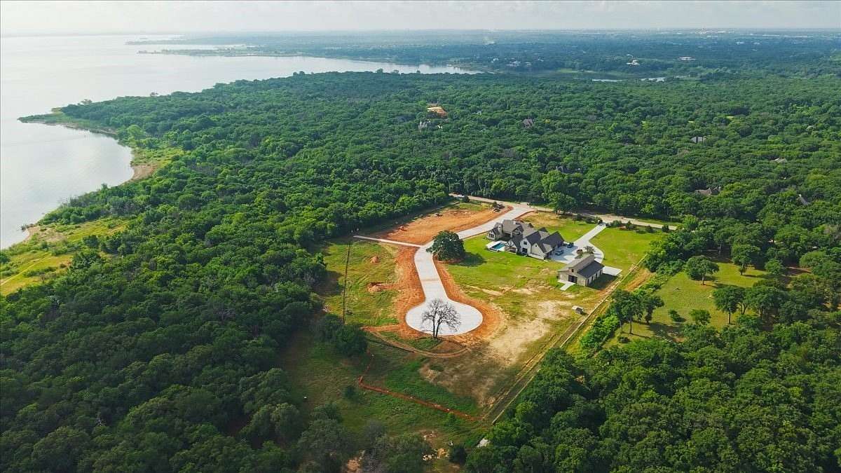 1 Acre of Residential Land for Sale in Southlake, Texas