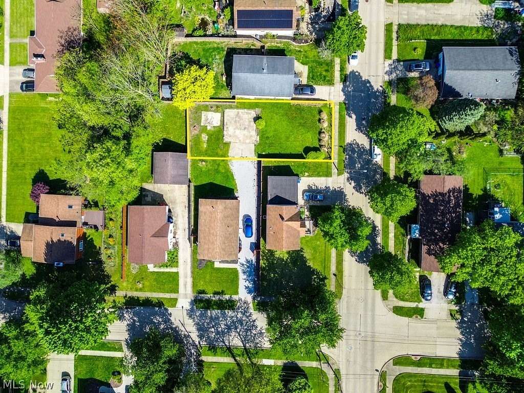0.09 Acres of Residential Land for Sale in Akron, Ohio
