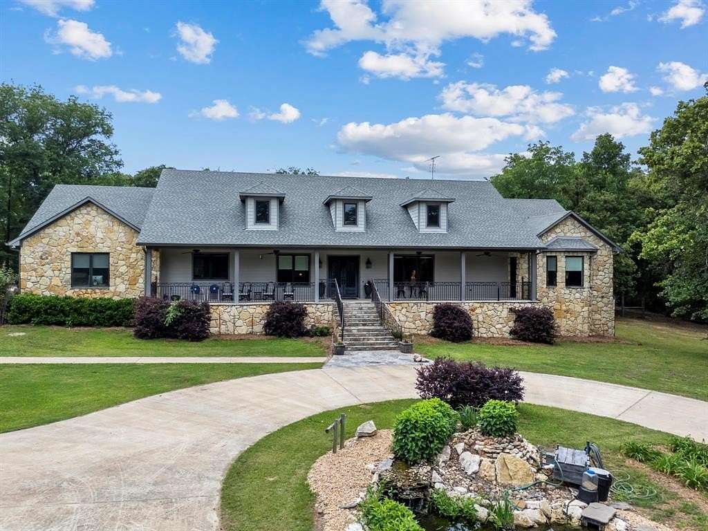 18.1 Acres of Land with Home for Sale in Hawkins, Texas