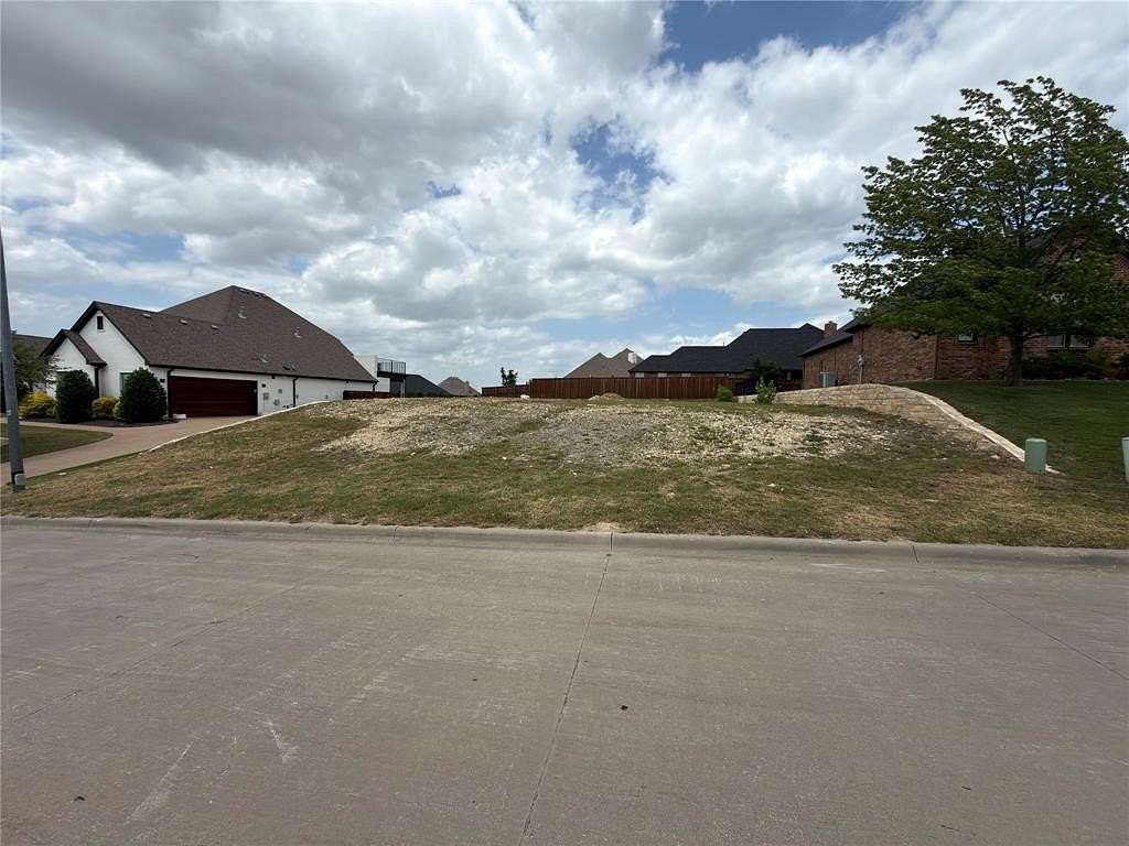 0.25 Acres of Residential Land for Sale in Benbrook, Texas