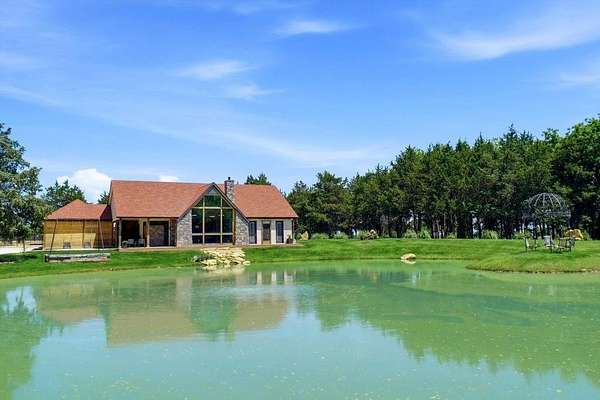 11 Acres of Land with Home for Sale in Sadler, Texas