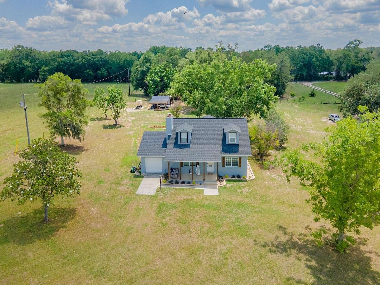 3 Acres of Land with Home for Sale in Anthony, Florida
