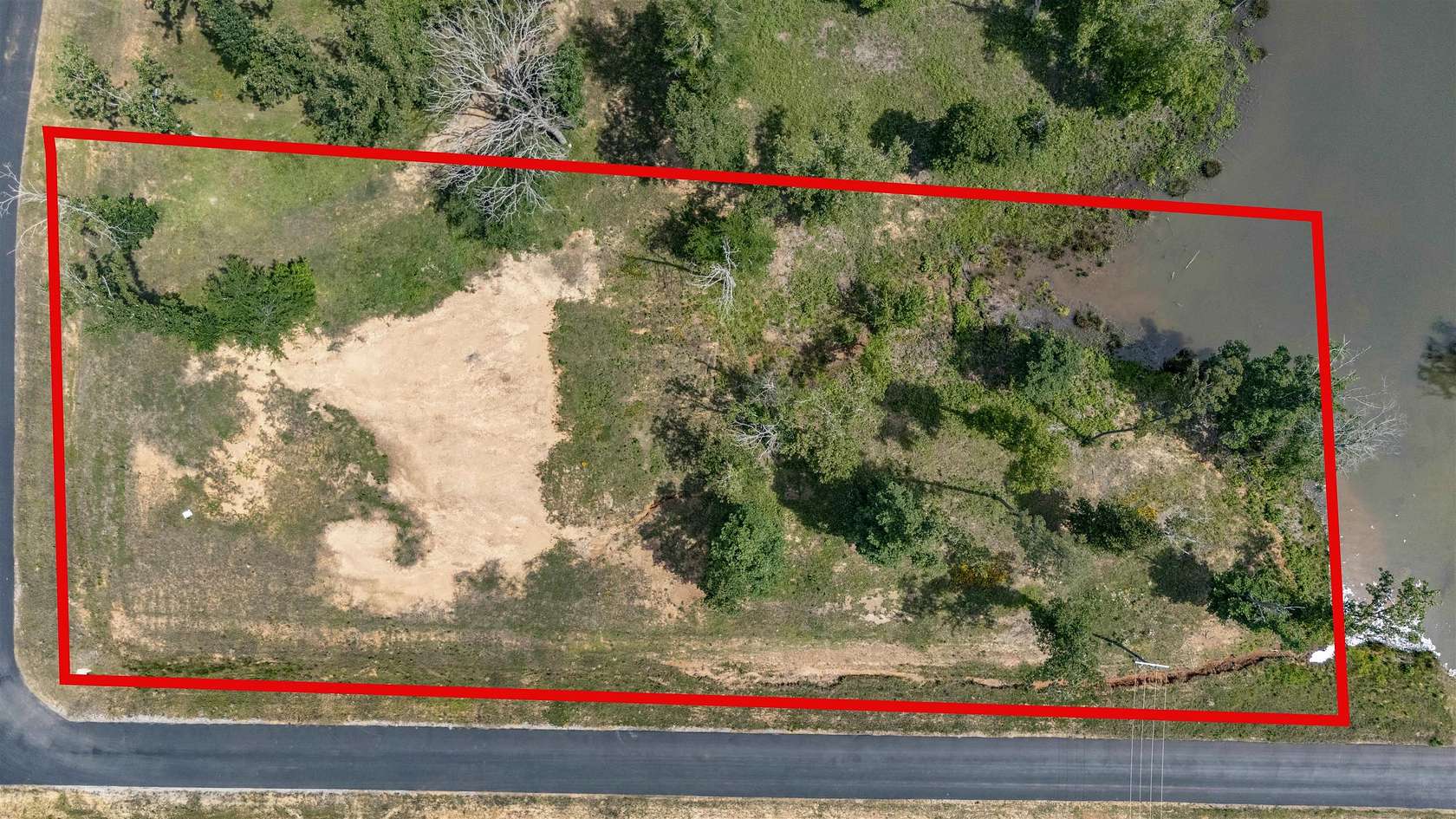 1.33 Acres of Residential Land for Sale in Hallsville, Texas