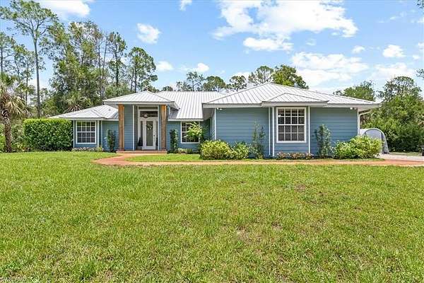 2.27 Acres of Land with Home for Sale in Naples, Florida