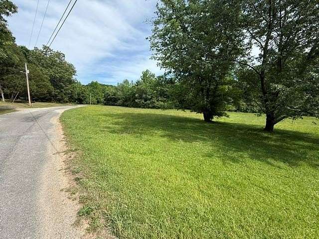 0.25 Acres of Residential Land for Sale in Big Sandy, Tennessee