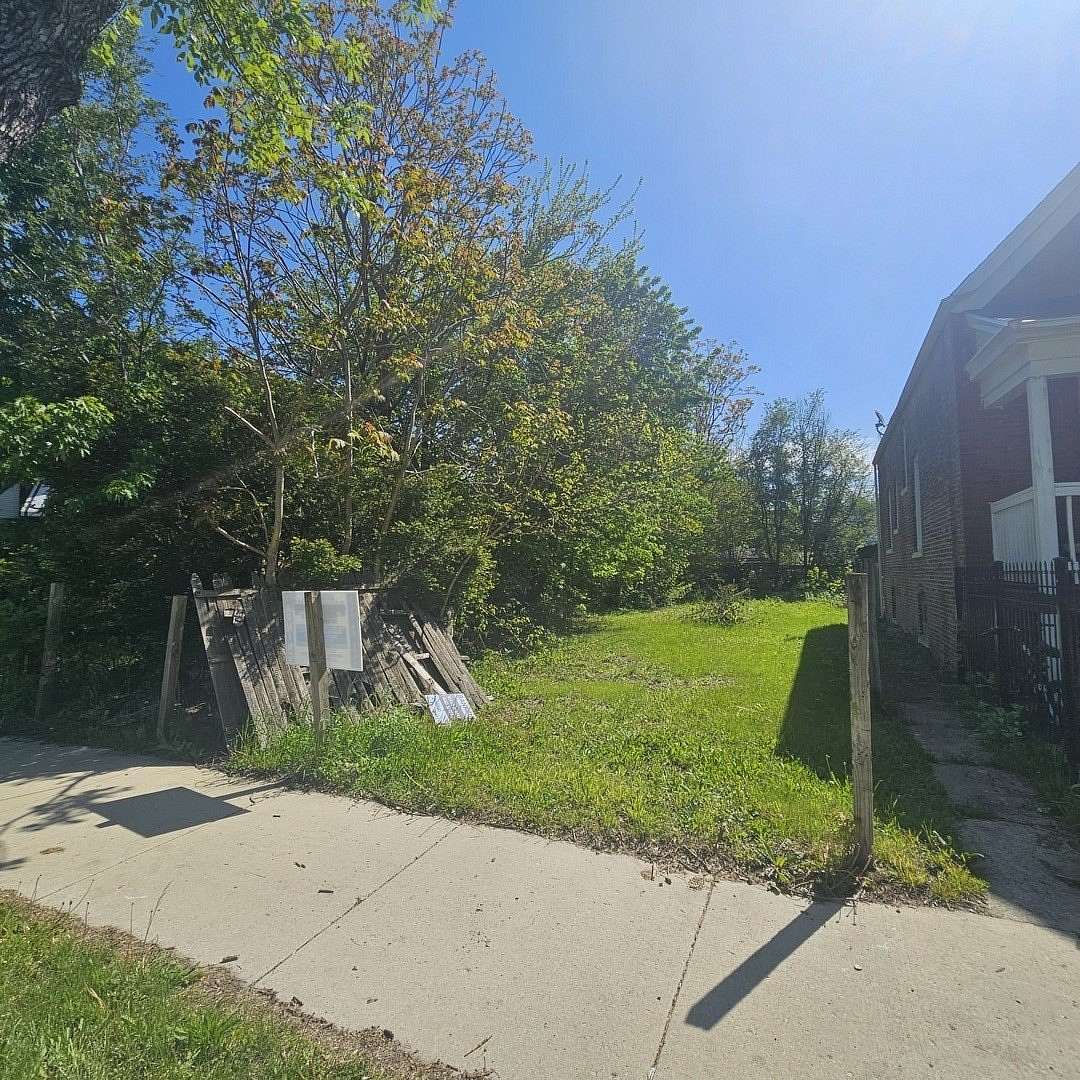 0.08 Acres of Residential Land for Sale in Chicago, Illinois