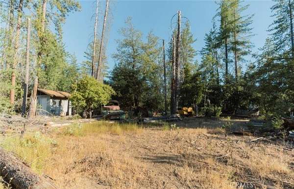 10.2 Acres of Land for Sale in Coulterville, California