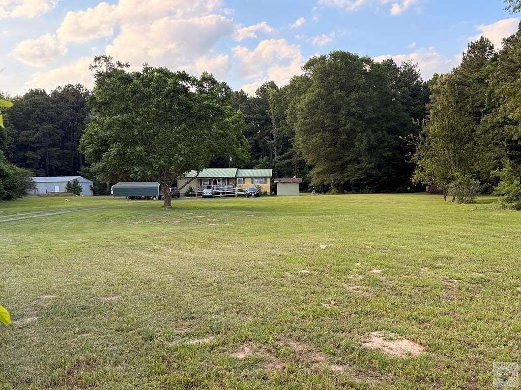 35.3 Acres of Land with Home for Sale in De Kalb, Texas