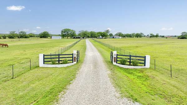 31.2 Acres of Land with Home for Sale in Whitewright, Texas