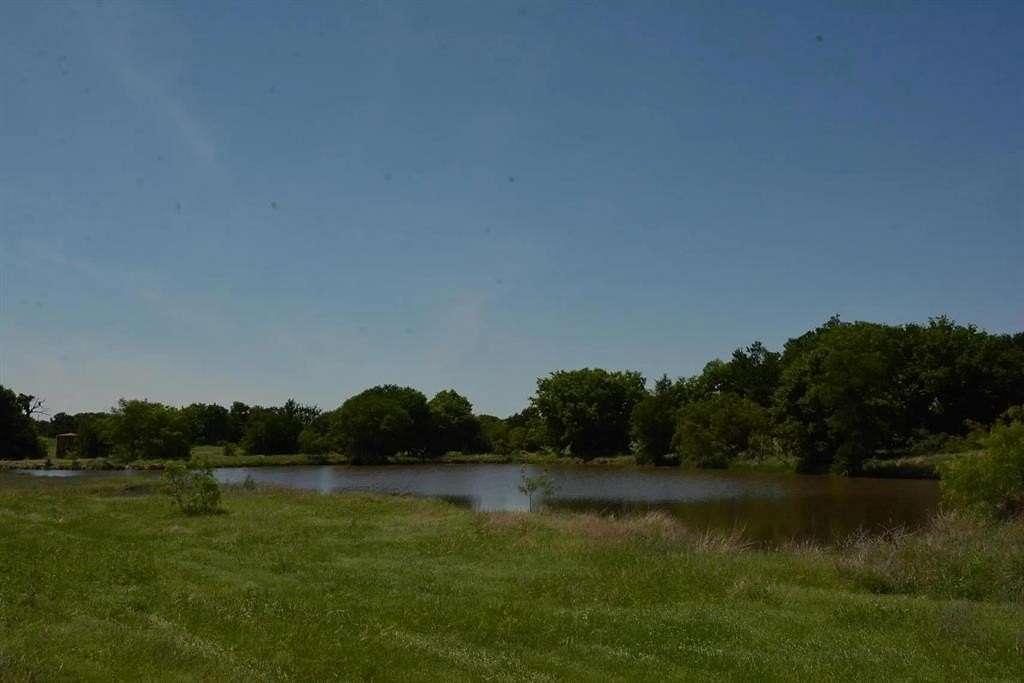 84 Acres of Land with Home for Sale in Boyd, Texas
