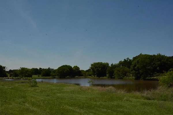84 Acres of Land with Home for Sale in Boyd, Texas