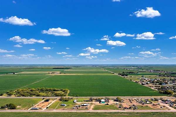 10 Acres of Residential Land for Sale in Levelland, Texas