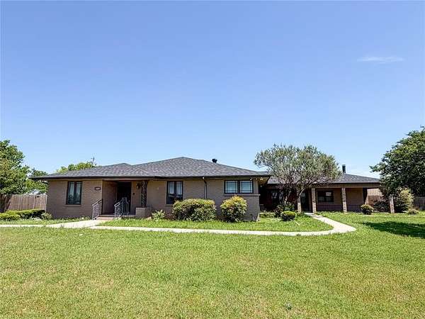 1.53 Acres of Land with Home for Sale in Rhome, Texas