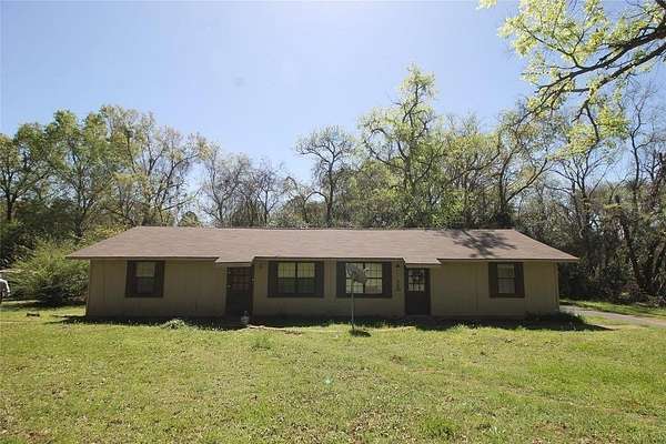 3 Acres of Land with Home for Sale in Jacksonville, Texas