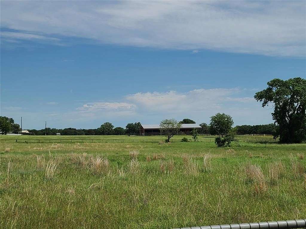 4.3 Acres of Land with Home for Sale in Boyd, Texas
