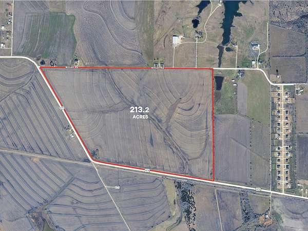 213 Acres of Agricultural Land for Sale in Waxahachie, Texas