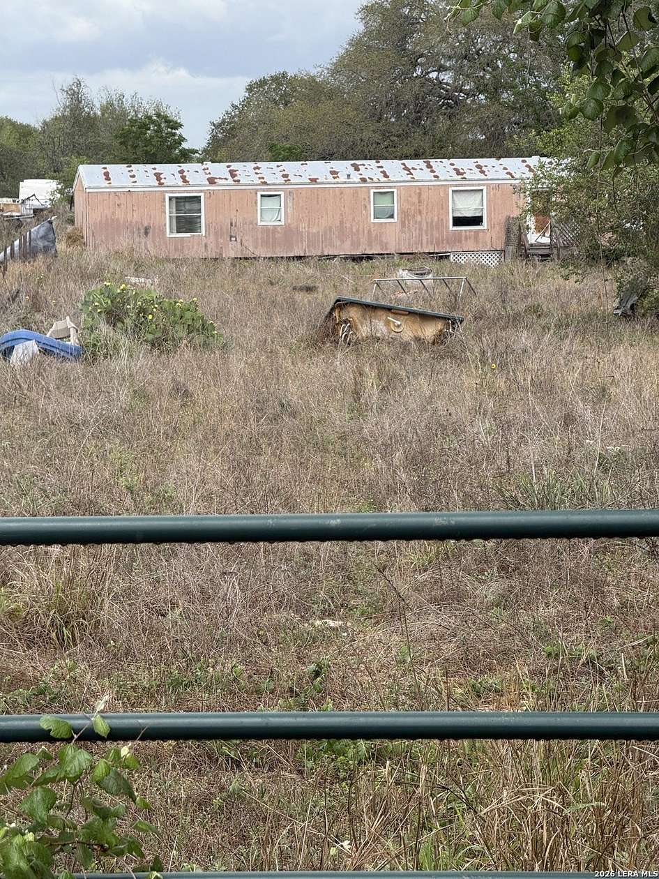 1.25 Acres of Land for Sale in San Antonio, Texas