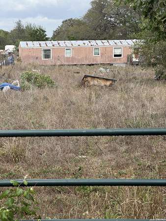 1.25 Acres of Land for Sale in San Antonio, Texas