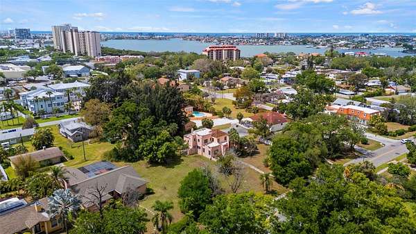 0.69 Acres of Residential Land for Sale in St. Petersburg, Florida