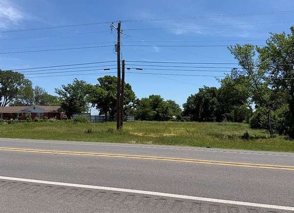 0.6 Acres of Commercial Land for Sale in Azle, Texas