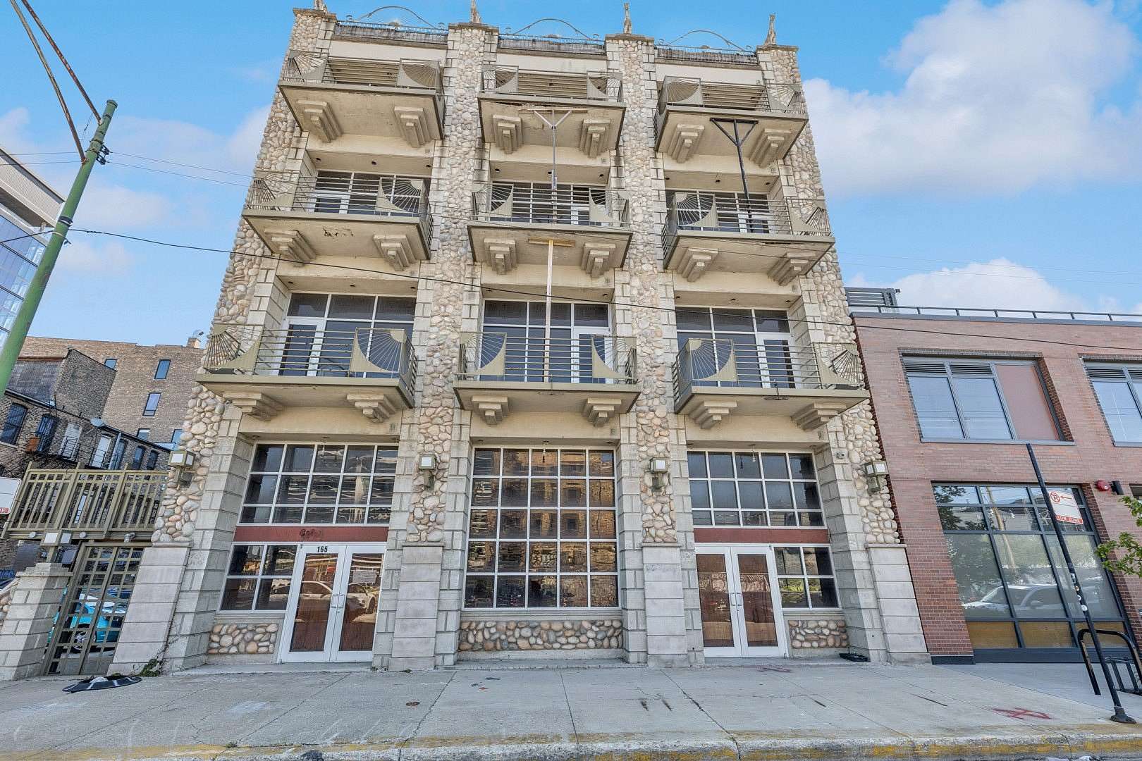0.16 Acres of Commercial Land for Sale in Chicago, Illinois