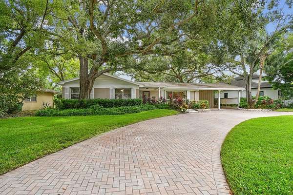 0.34 Acres of Residential Land for Sale in Tampa, Florida