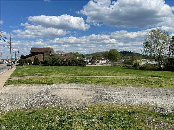 0.4 Acres of Commercial Land for Sale in Parkersburg, West Virginia