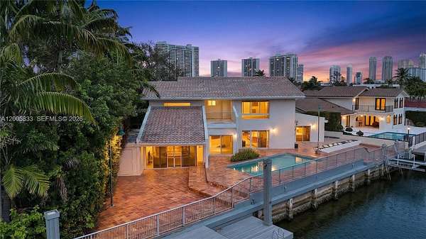0.21 Acres of Residential Land for Sale in North Miami Beach, Florida
