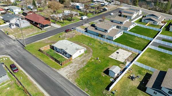0.17 Acres of Residential Land for Sale in Spokane, Washington