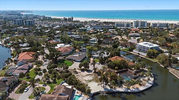 0.33 Acres of Residential Land for Sale in Sarasota, Florida