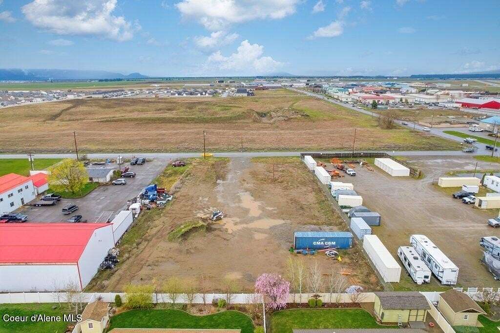 0.96 Acres of Commercial Land for Sale in Hayden, Idaho