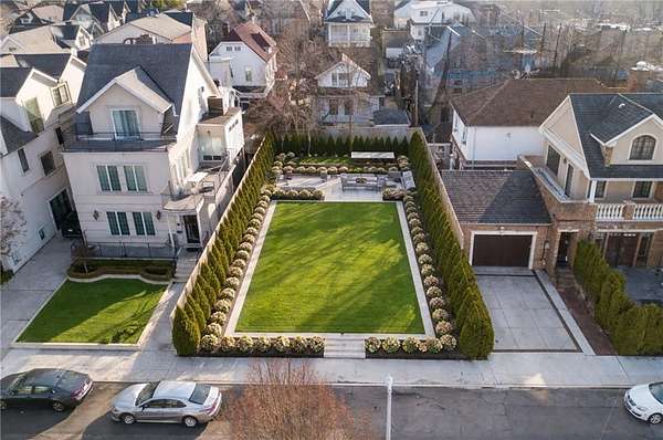 0.09 Acres of Residential Land for Sale in Brooklyn, New York