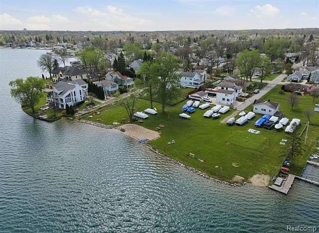 0.1 Acres of Residential Land for Sale in Keego Harbor, Michigan