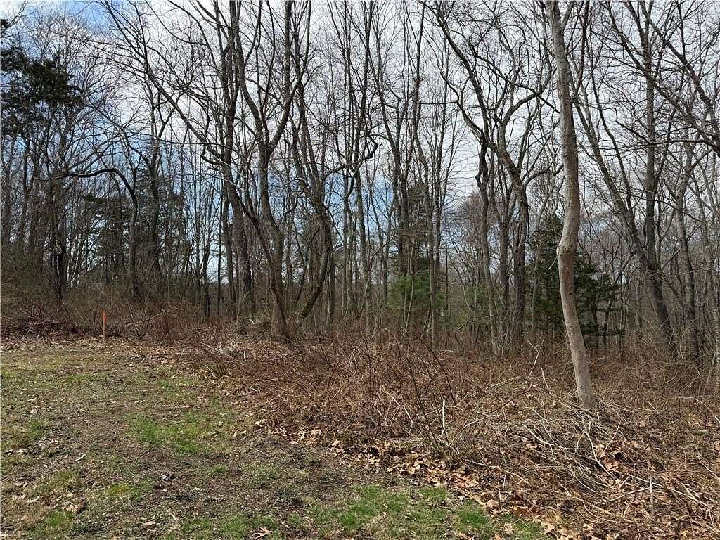 0.86 Acres of Residential Land for Sale in Westerly, Rhode Island